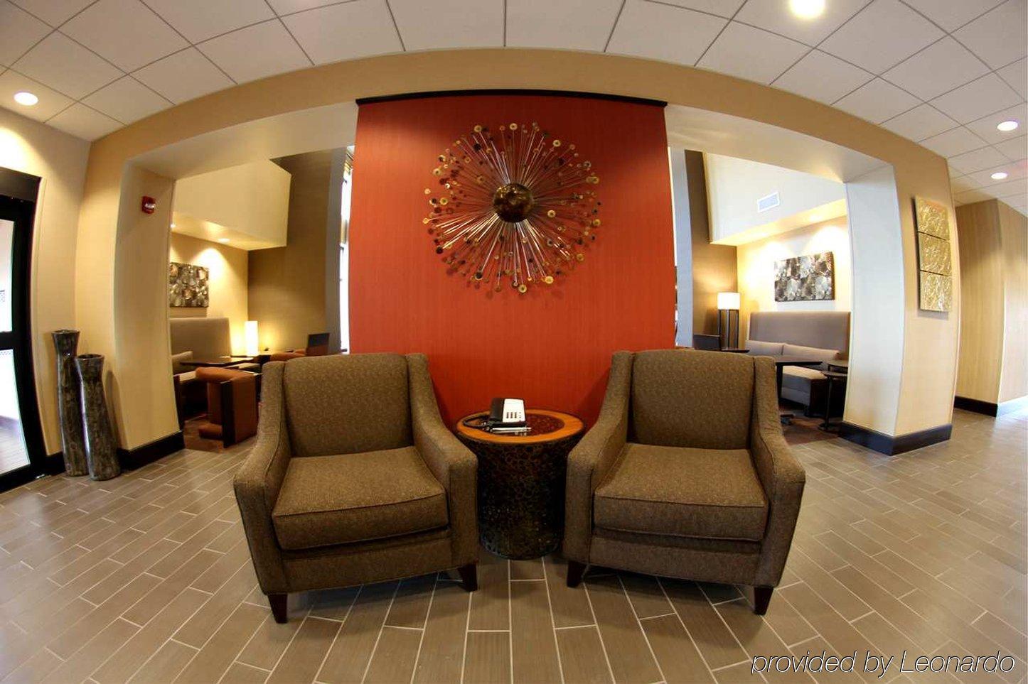 Hampton Inn & Suites Grand Forks Esterno foto
